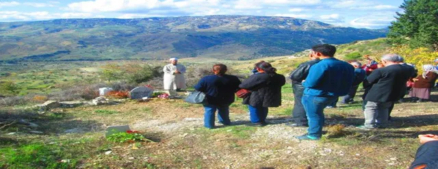 Aydın (Ay Yanni) Şehitliği
