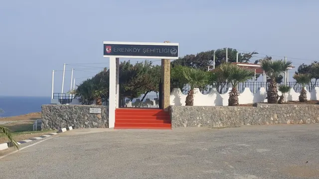 Erenköy Şehitliği