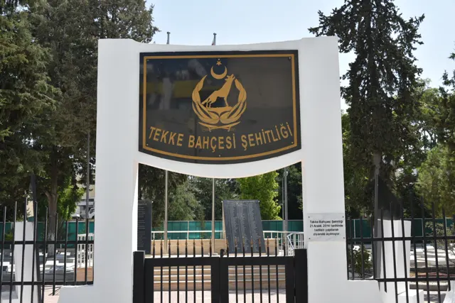 Tekke Bahçesi Şehitliği