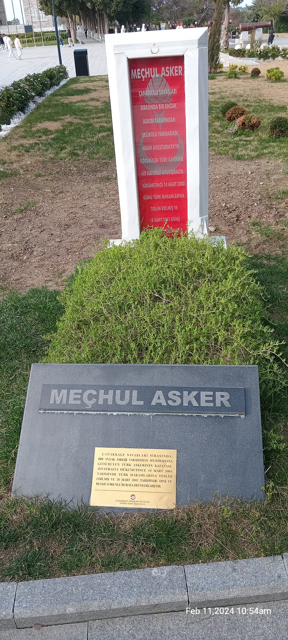 Meçhul Asker Anıtı